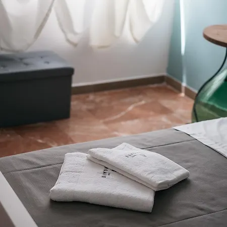 ベッド・アンド・ブレックファスト Butterfly レッチェ