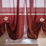 Butterfly לינה וארוחת בוקר 3*