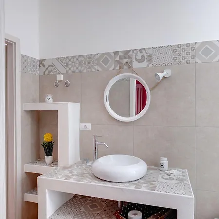 לינה וארוחת בוקר Butterfly לצ'ה