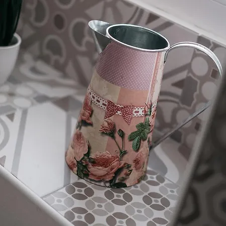 Butterfly לינה וארוחת בוקר